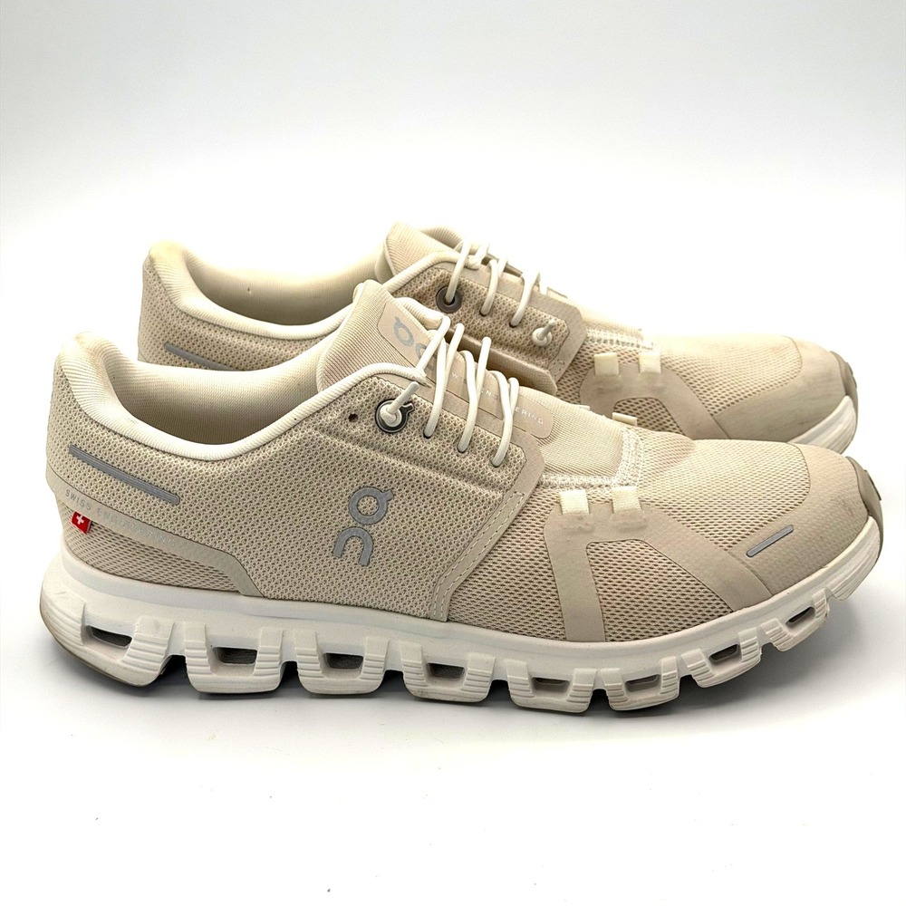 On Cloud 5 Women 7.5 Beige White Athletic Running Walking Shoes Sneakers Comfort